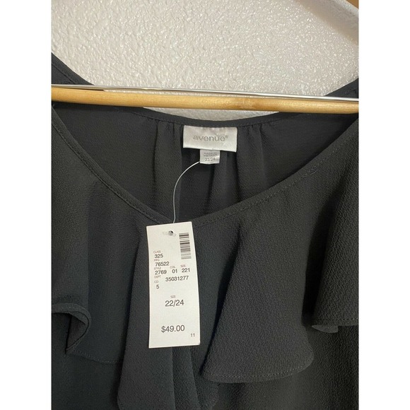 Avenue NWT 22/24 Ruffle V Neck Blouse Button Up - Picture 4 of 4